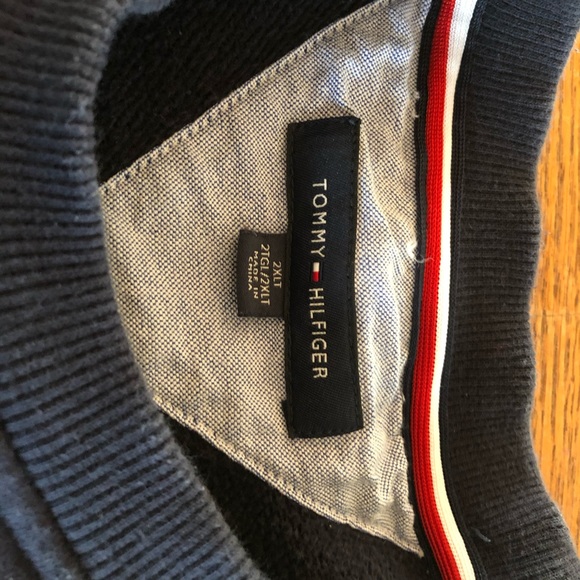 Tommy Hilfiger Men’s Plus Size Crewneck - Picture 5 of 5